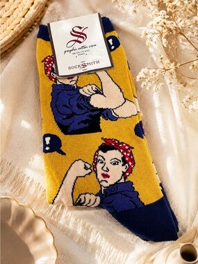 Socksmith Rosie Riveter Graphic Cotton Crew Socks Novelty Retro Feminist NWT